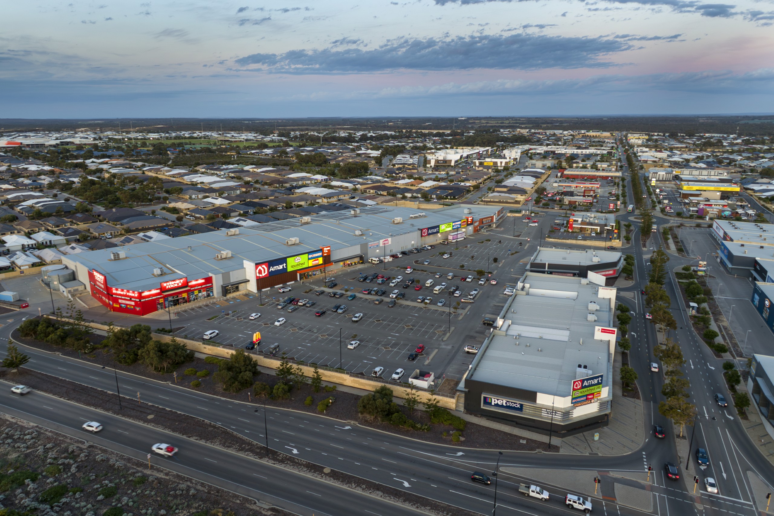 Large Format Retail Image